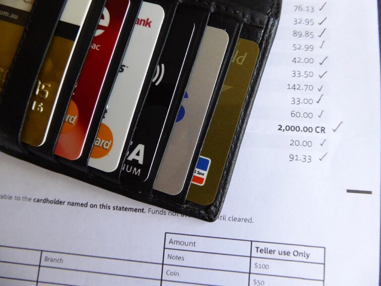 How to Dispute a Charge on Your Credit or Debit Card: The Ultimate Consumer Guide to Winning Chargebacks